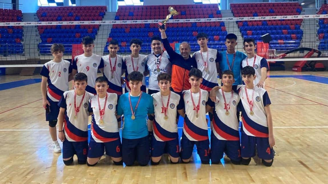 2023-2024 Eğitim Öğretim yılı Okul Sporları Voleybol B Erkek Takımımız yapılan müsabakalar sonunda Niğde Şampiyonu olmuştur.